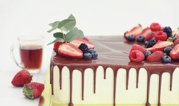 Bolos com sabor de confeitaria para umas férias — Fotografia de Stock