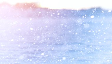 Kış manzara kar expanses kaplı. Kışın bir parkta 