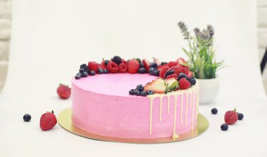 Şekerleme aromalı kek bir tatil için