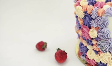 Şekerleme aromalı kek bir tatil için