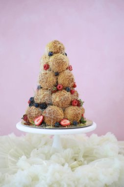 Şekerleme aromalı kek bir tatil için