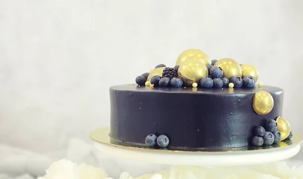 Confectionery flavored cakes for a holiday — Stock Photo, Image