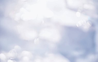 Güneşin altında bir bahar gününde buz dokusu.