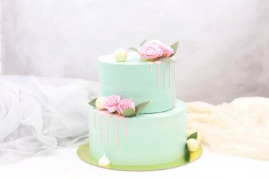 Şekerleme aromalı kek bir tatil için