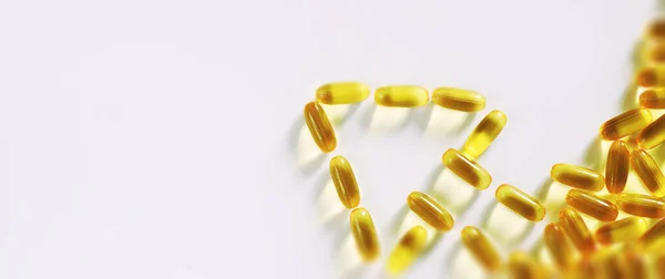 医療薬黄色の透明カプセル — ストック写真