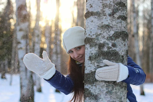 Widok Zima Dziewczyna Śnieżka — Zdjęcie stockowe