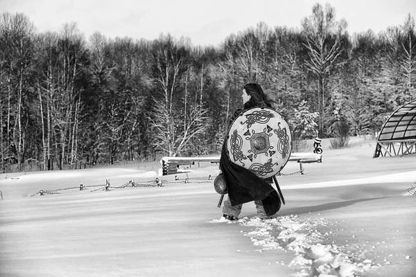 ディフェンダー若き戦士の鎧に — ストック写真