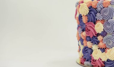 Şekerleme aromalı kek bir tatil için