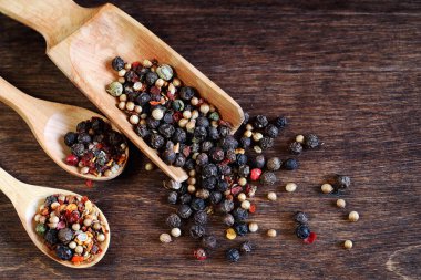 Yemek pişirmek için biber karışımı