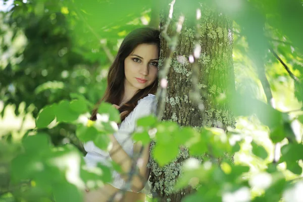 Femme Enceinte Dans Nature Pour Une Promenade Été — Photo