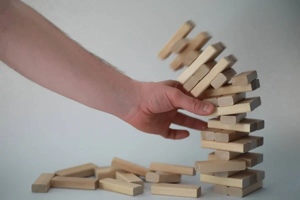 Brettspiel Jenga-Turm aus Holzstäben — Stockfoto