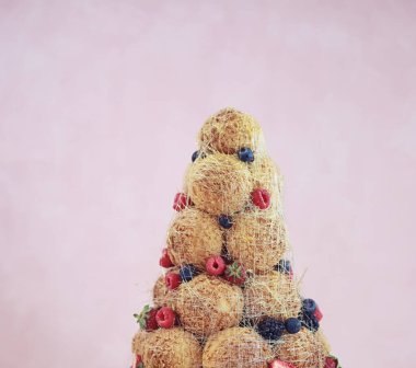 Şekerleme aromalı kek bir tatil için