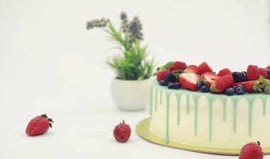 Şekerleme aromalı kek bir tatil için