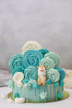 Şekerleme aromalı kek bir tatil için