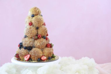 Şekerleme aromalı kek bir tatil için