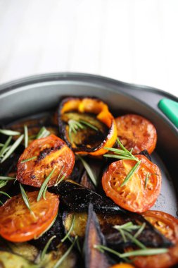 Sebze Izgara pan kızarmış patlıcan ve domates