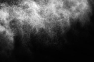 Su ve bir bulut damla bir akışı