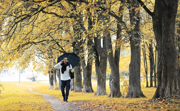 Young Man Glasses Walks Park Umbrella Rain — Stock Photo, Image