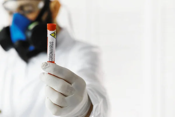 Cientista Pesquisador Laboratório Está Testando Drogas Para Tratamento Pneumonia Viral — Fotografia de Stock