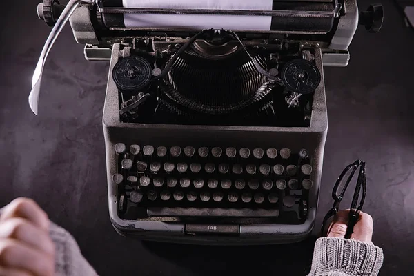 Herramienta Periodista Vintage Máquina Escribir Retro Escritor Está Trabajando Sella — Foto de Stock