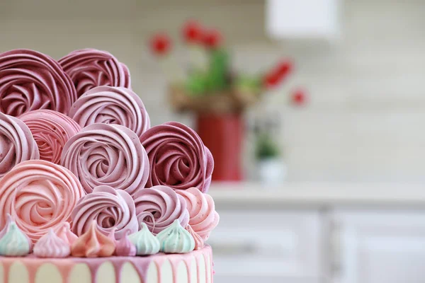 Красиве Святкове Тортне Печиво Різними Кремами Прикрасою — стокове фото