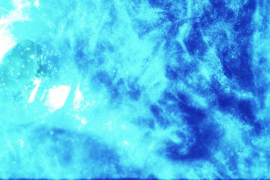 Evren 'in uzak bir galaksideki nebula ve yıldızlı astronomik fotoğrafı.