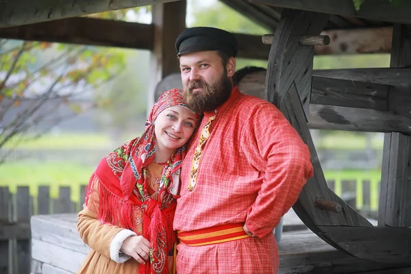 Traditionele Slavische Rituelen Rustieke Stijl Buiten Zomer Slavische Dorpsboerderij Boeren — Stockfoto