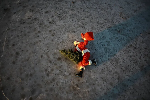 Papai Noel Apressa Para Encontrar Ano Novo Com Presentes Árvore — Fotografia de Stock