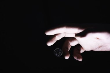 Ulusal para biriminin dengesizliği. Üzerinde 