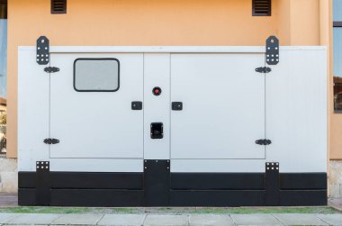 Jeneratör ev acil elektrik enerjisi desteği.