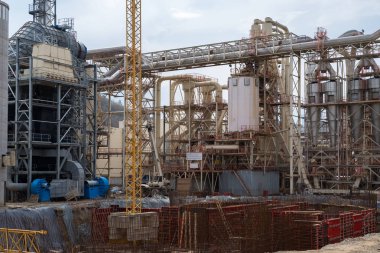 Elektrostatik çökeltilerin yapımı ve toz toplama 