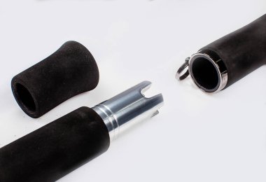 Beyaz arka plan üzerinde dönen rod