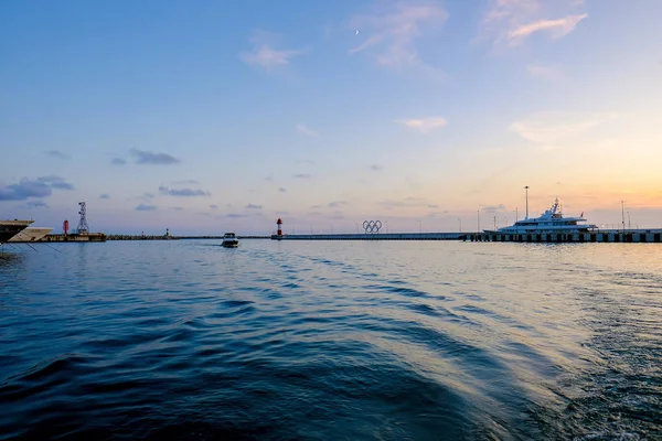 夕方には綺麗な海 — ストック写真