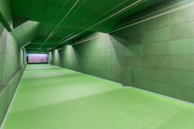 Yeni modern çekim galerisi. İç atış poligonu