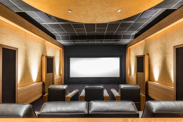 Εντυπωσιακό Κομψό Και Καλαίσθητο Θέατρο Luxury Home Cinema Δωμάτιο Ιδιωτικό — Φωτογραφία Αρχείου