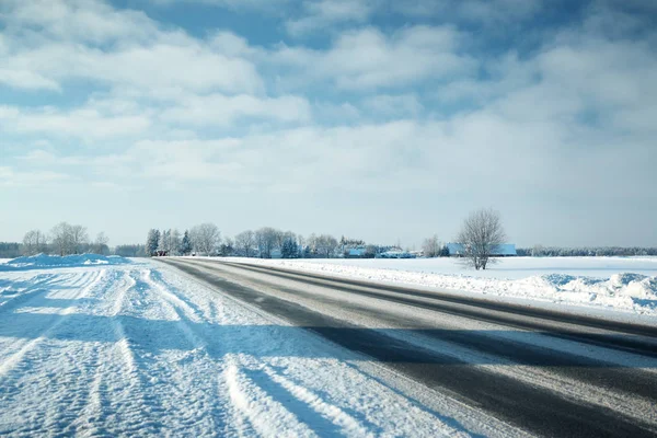 Asphalt Road Snowy Winter Beautiful Frosty Sunny Day — Stock Photo, Image