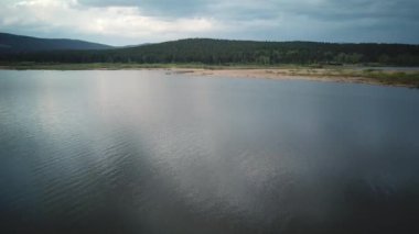 Uçuş Nehri