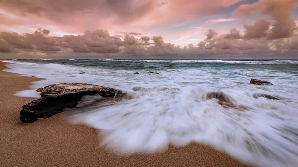 Kauai Hawaii Apus de soare pe plajă — Fotografie, imagine de stoc