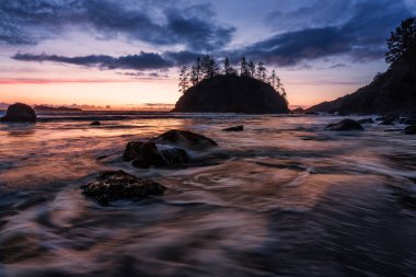 Thors şey, Oregon, ABD de fırtınalı gün
