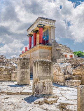 Yunanistan 'ın Girit adasındaki Knossos Sarayı harabeleri. Knossos 'un ünlü Minos sarayı,