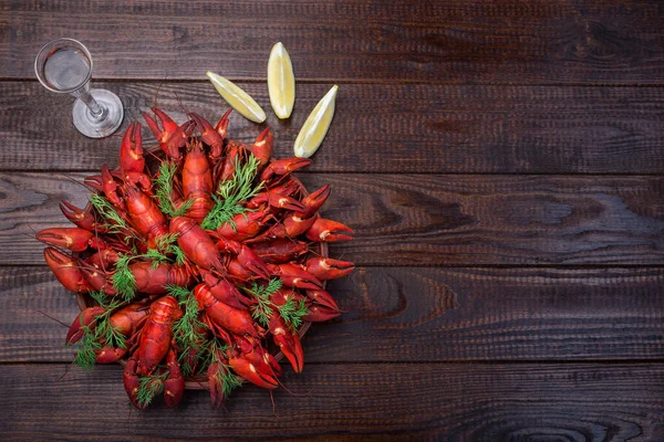 Cangrejos Río Plato Servido Con Eneldo Limón Vaso Aguardiente Fondo — Foto de Stock