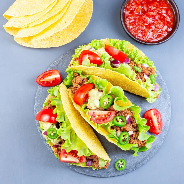 Conchas Tacos Con Lechuga Carne Res Molida Puré Aguacate Tomate — Foto de Stock