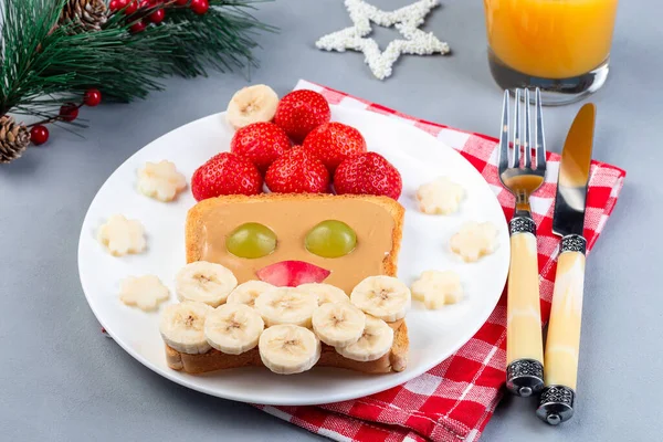 Christmas Menu Kids Santa Sandwich Made Toast Peanut Butter Strawberry — Stock Photo, Image