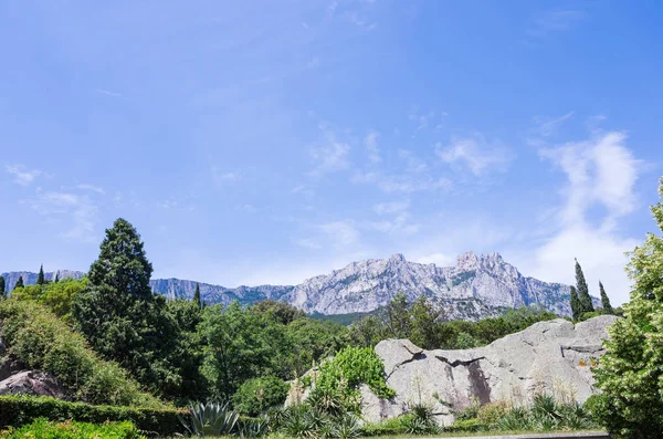 Ucraina Repubblica Del Crimea Citta Alupka 2018 Veduta Della Montagna — Foto Stock