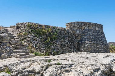 Eski şehrin kalıntıları.