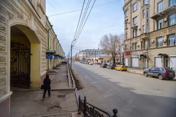 Strada Kirova Lângă Gostiny Dvor Orenburg Rusia Aprilie 2019 Arcul — Fotografie, imagine de stoc