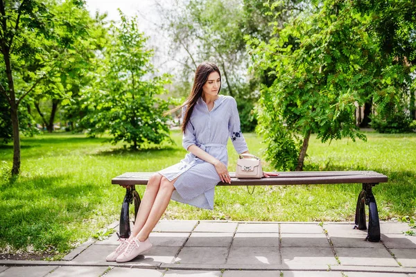 Girl Asian Appearance Bench City Park Summer Portrait Young Tatar — 스톡 사진