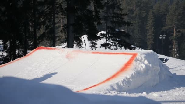 Extrémní Snowboarding Lyžování — Stock video