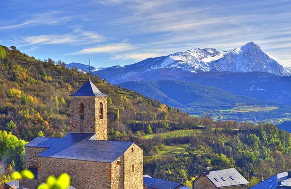 Liri Pequena Cidade Perto Benasque Huesca Espanha — Fotografia de Stock