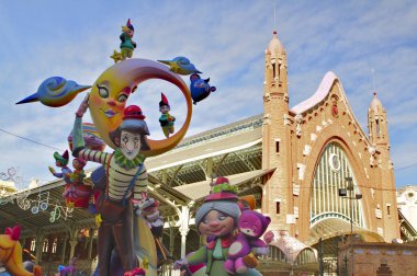 Valencia. İspanya. 18 Mart 2018. Papermache ve polistiren modelleri Las Fallas kutlamaları sırasında görüntülenir. Bu festival somut olmayan miras insanlık vardır.